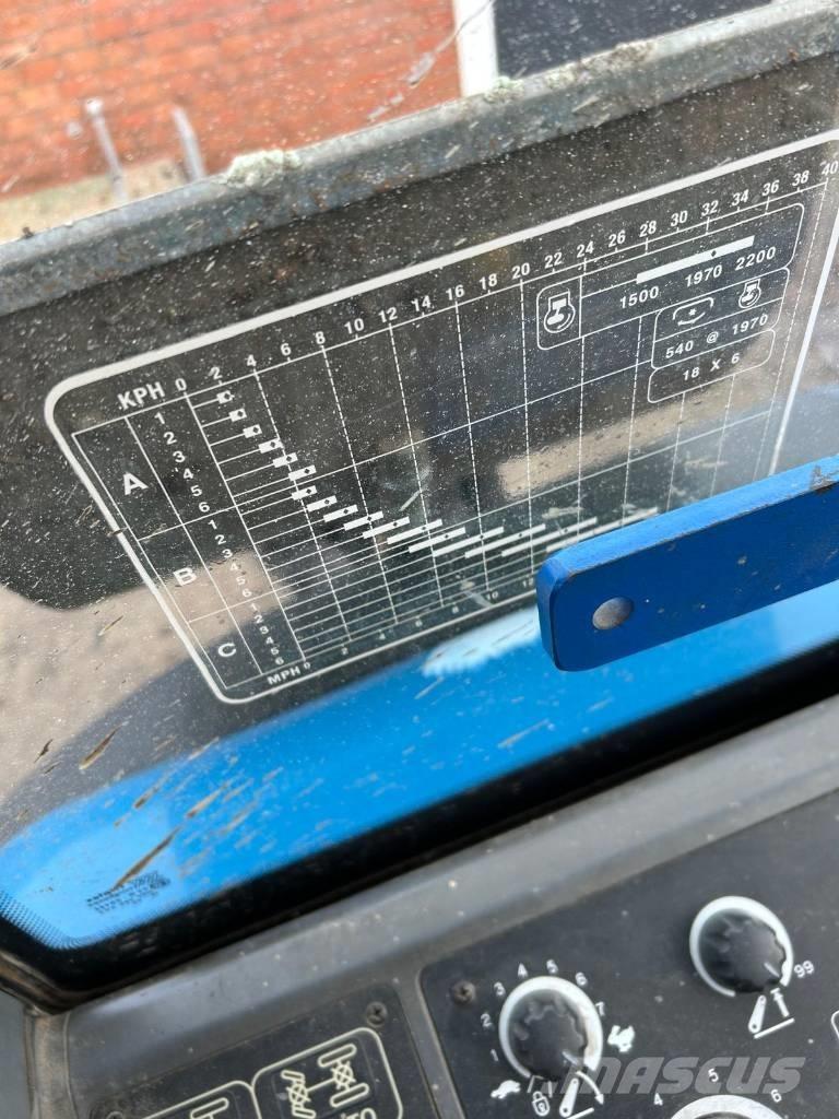 New Holland 8360 Traktörler