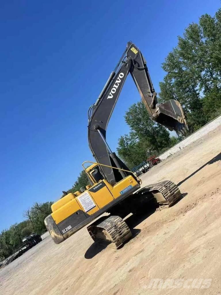 Volvo EC 210 Paletli ekskavatörler