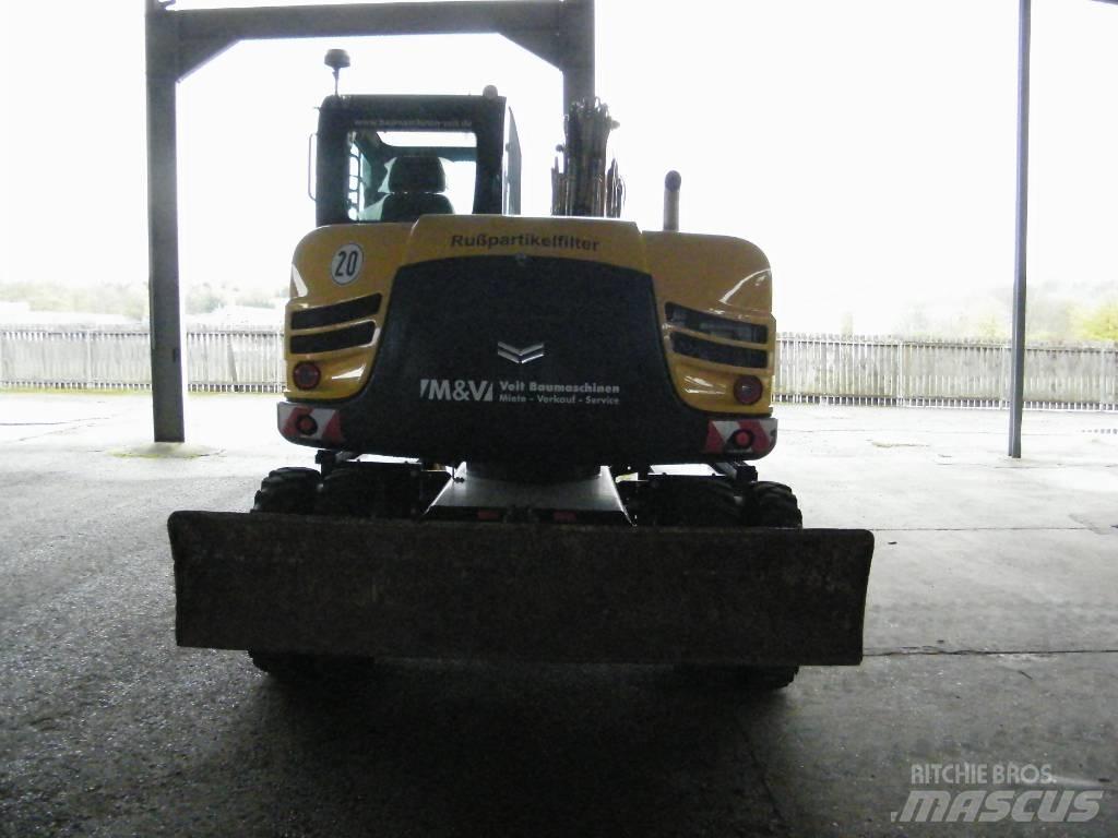 Yanmar B95W Lastik tekerli ekskavatörler