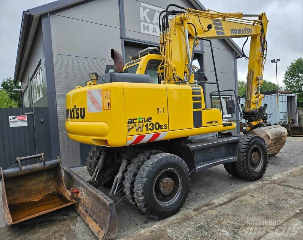 Komatsu PW 130ES-6K Lastik tekerli ekskavatörler