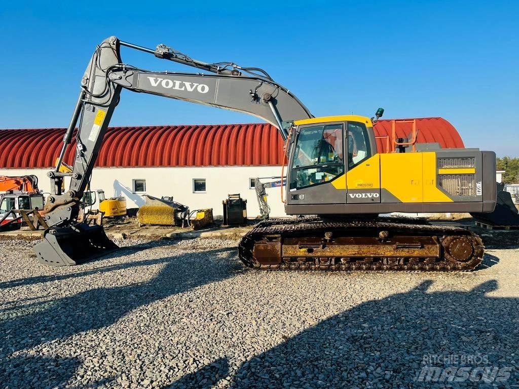Volvo EC 220 EL Paletli ekskavatörler