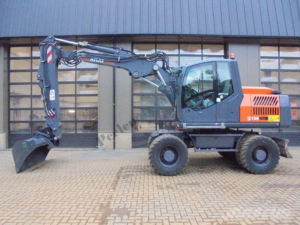 Atlas 150W Lastik tekerli ekskavatörler