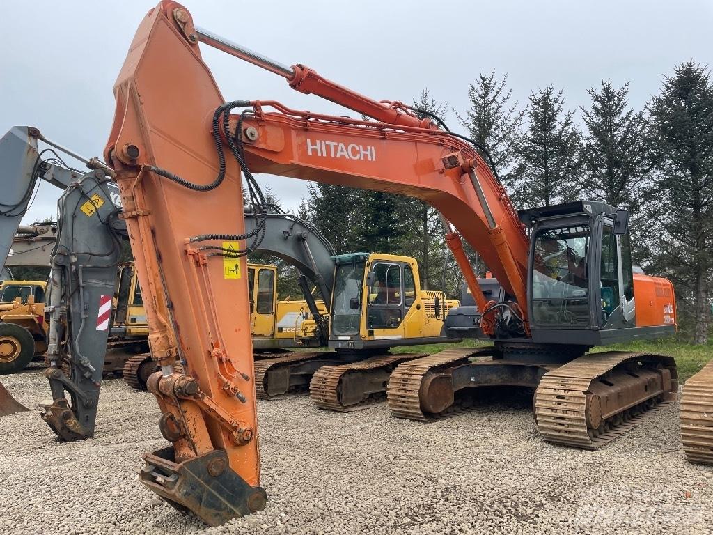 Hitachi ZX350 Paletli ekskavatörler