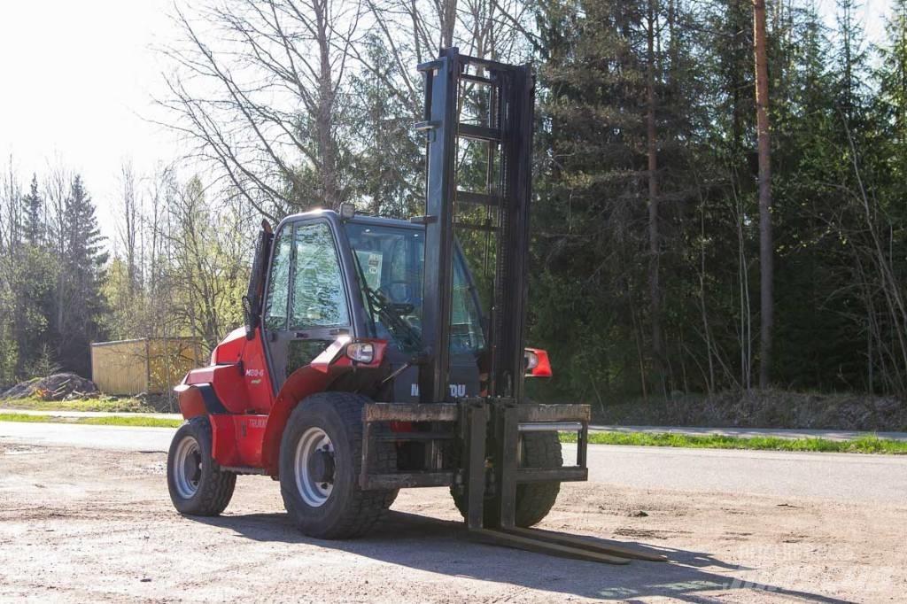 Manitou M 30.4 Arazi tipi forklift