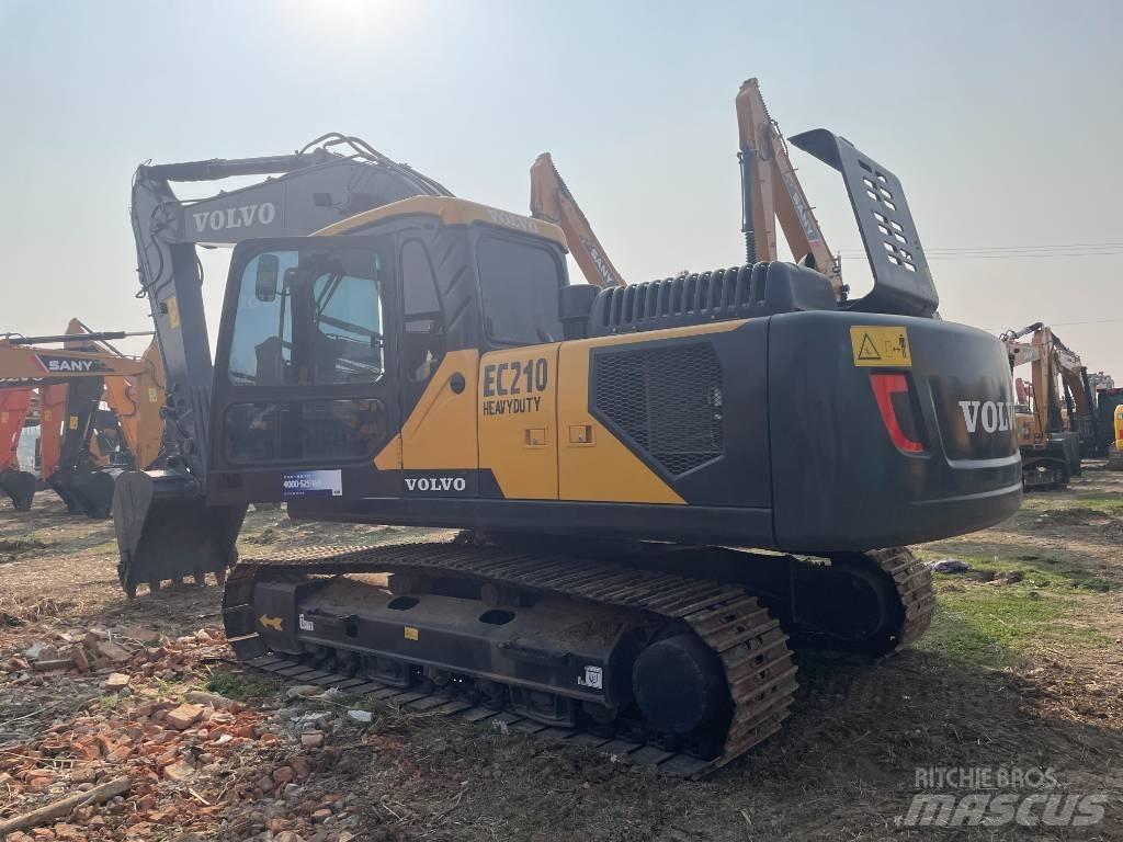 Volvo EC 210 Paletli ekskavatörler