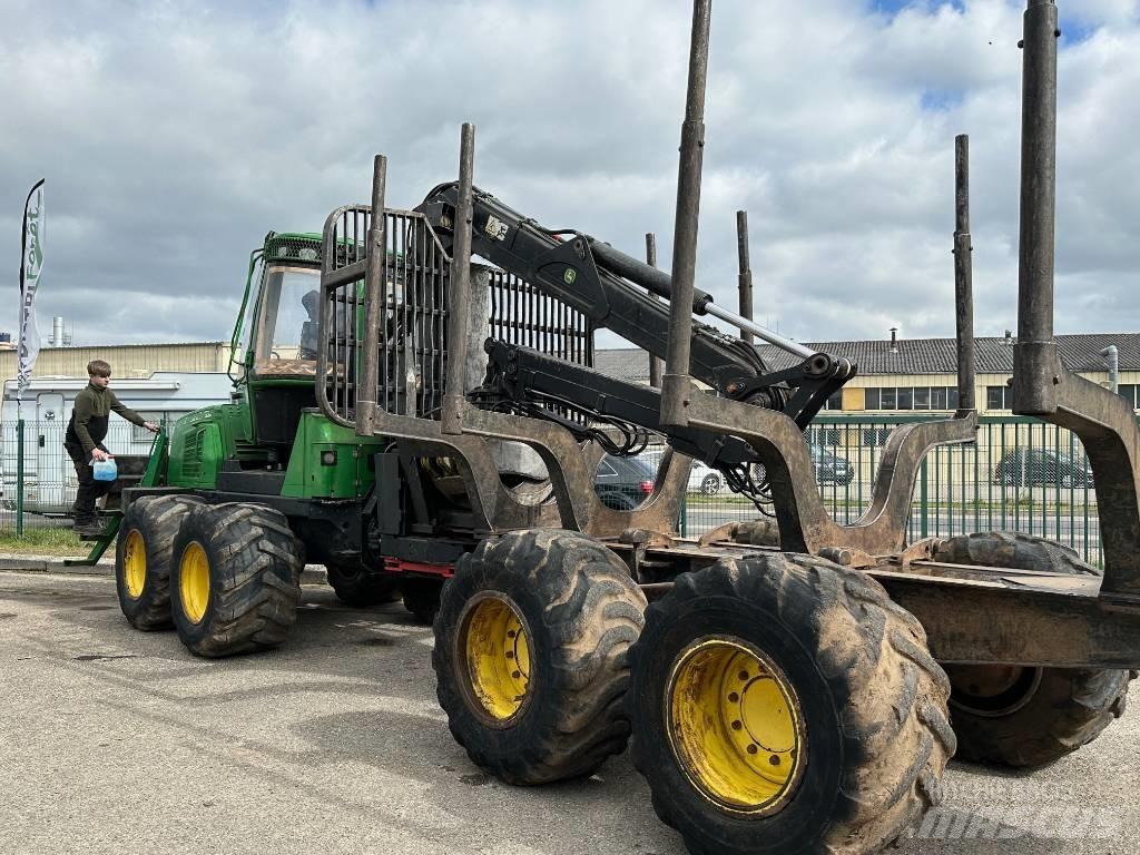 John Deere 1010E Tomruk yükleyici traktörler