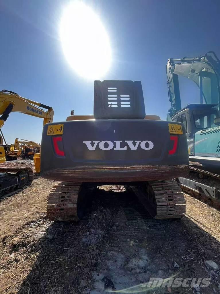 Volvo EC 220 D Paletli ekskavatörler