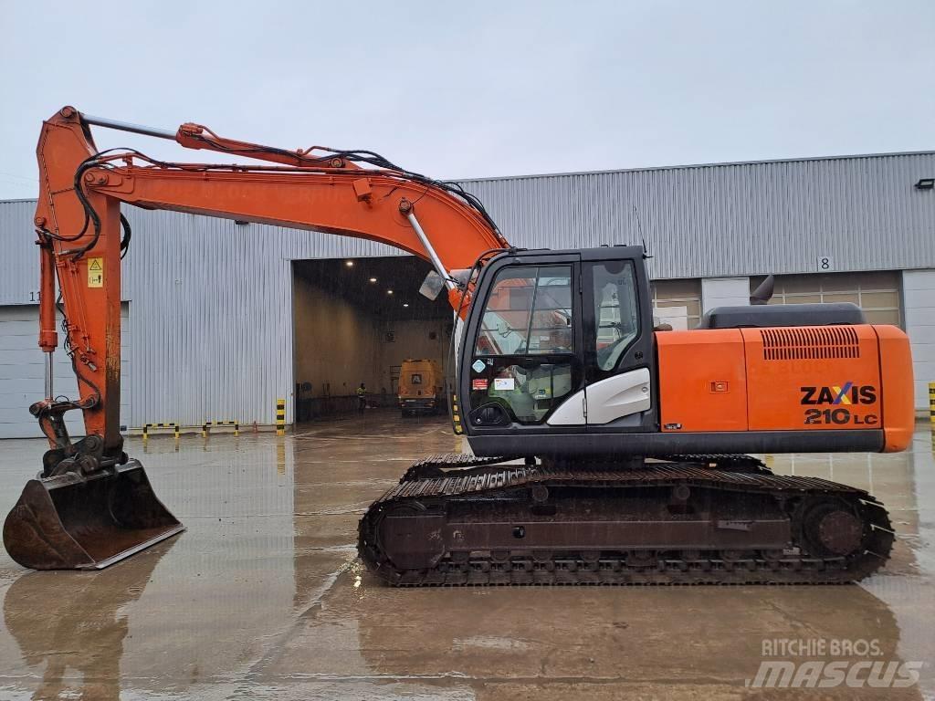 Hitachi ZX210LC-5B Paletli ekskavatörler