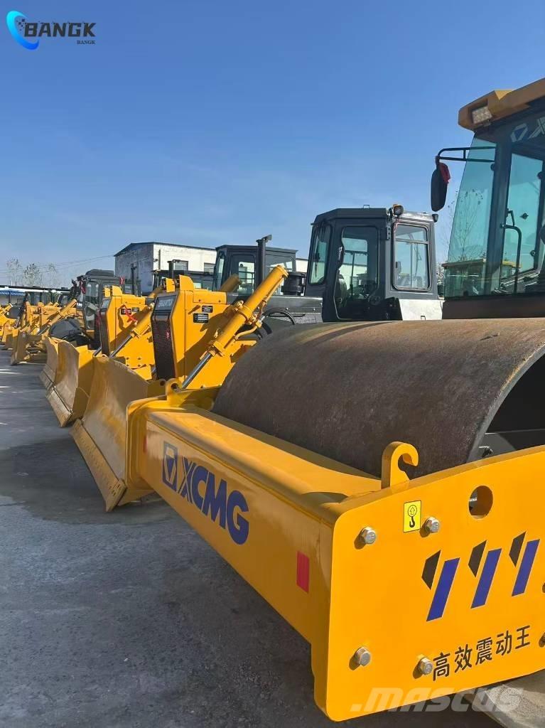 XCMG XS 223 J Tek tamburlu silindirler