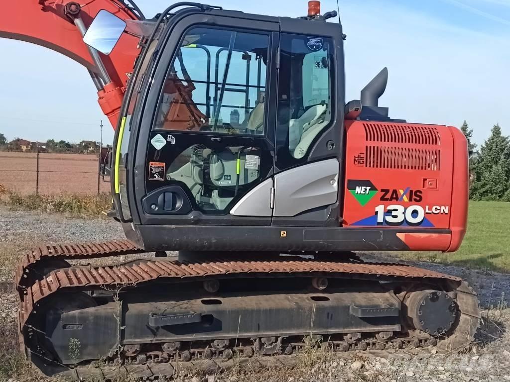 Hitachi ZX130 Paletli ekskavatörler
