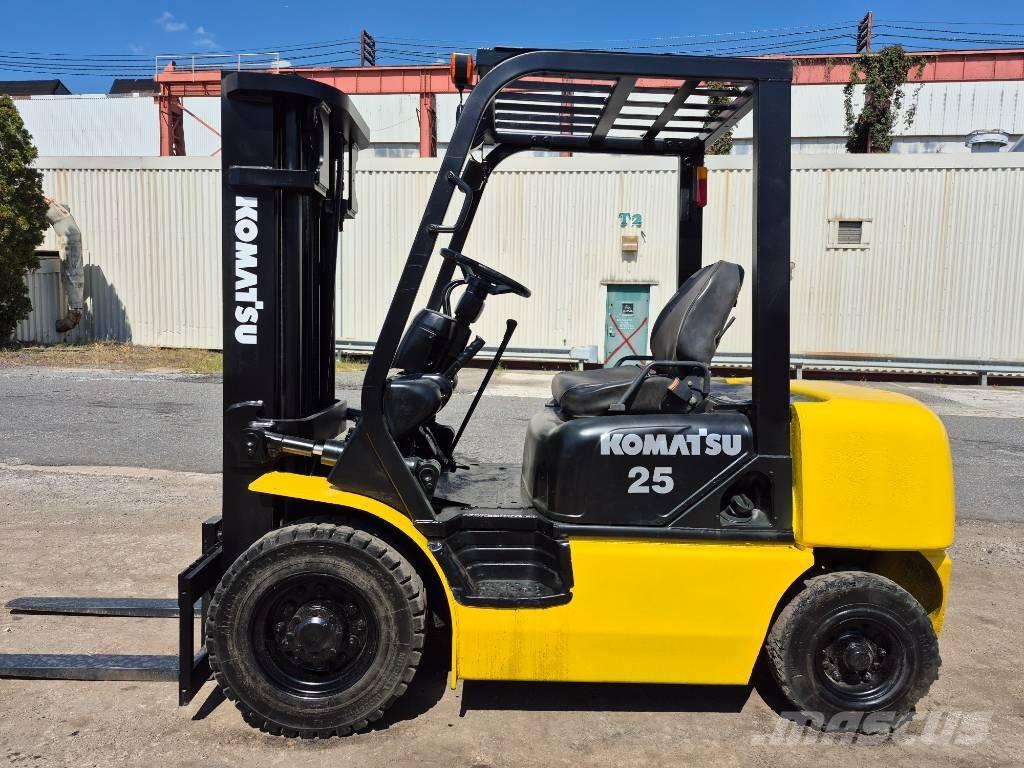 Komatsu FG 25 C-12 Diger