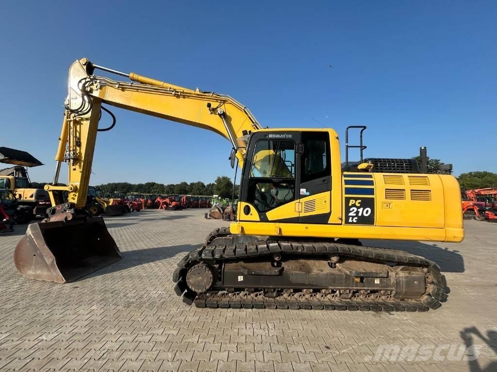 Komatsu PC 210 LC-11 Paletli ekskavatörler