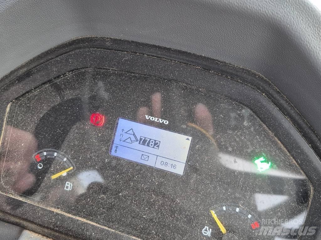 Volvo L 30 G Tekerlekli yükleyiciler