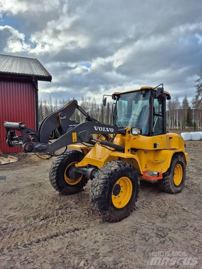 Volvo L 30 G Tekerlekli yükleyiciler