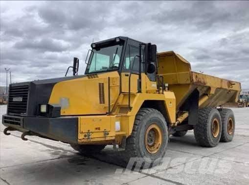 Komatsu HM 300 Belden kirma kaya kamyonu