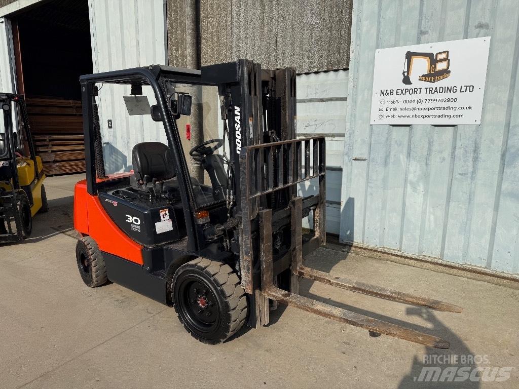 Doosan D 30 Dizel forkliftler
