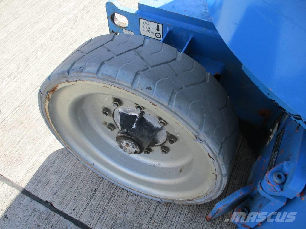 JLG E 300 AJP (180) Teleskopik personel platformları