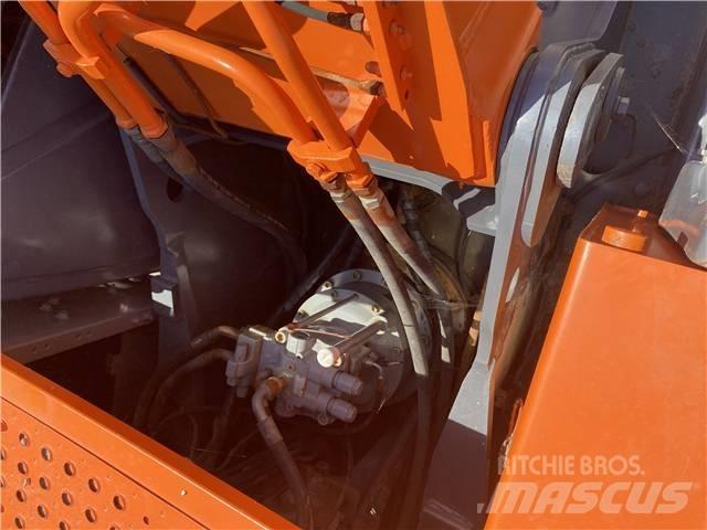 Hitachi ZX 250 Paletli ekskavatörler