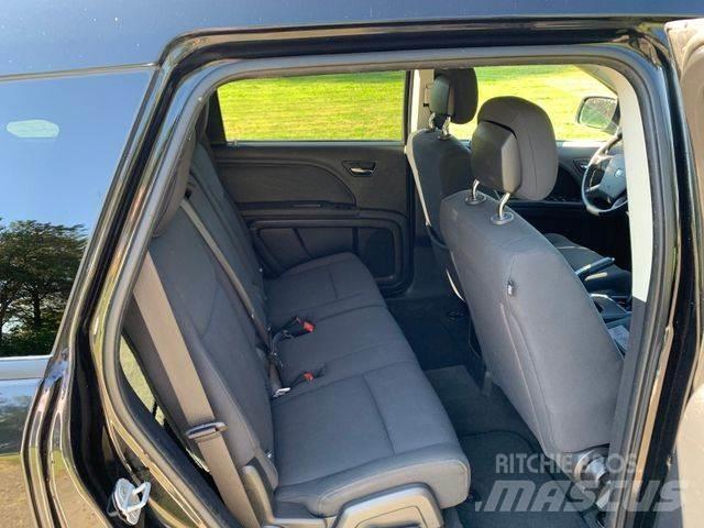 Dodge Journey SE Otomobiller