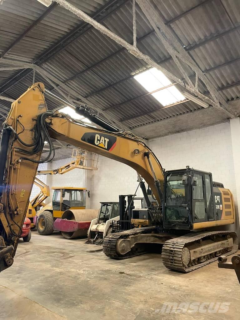 CAT 320 E Paletli ekskavatörler