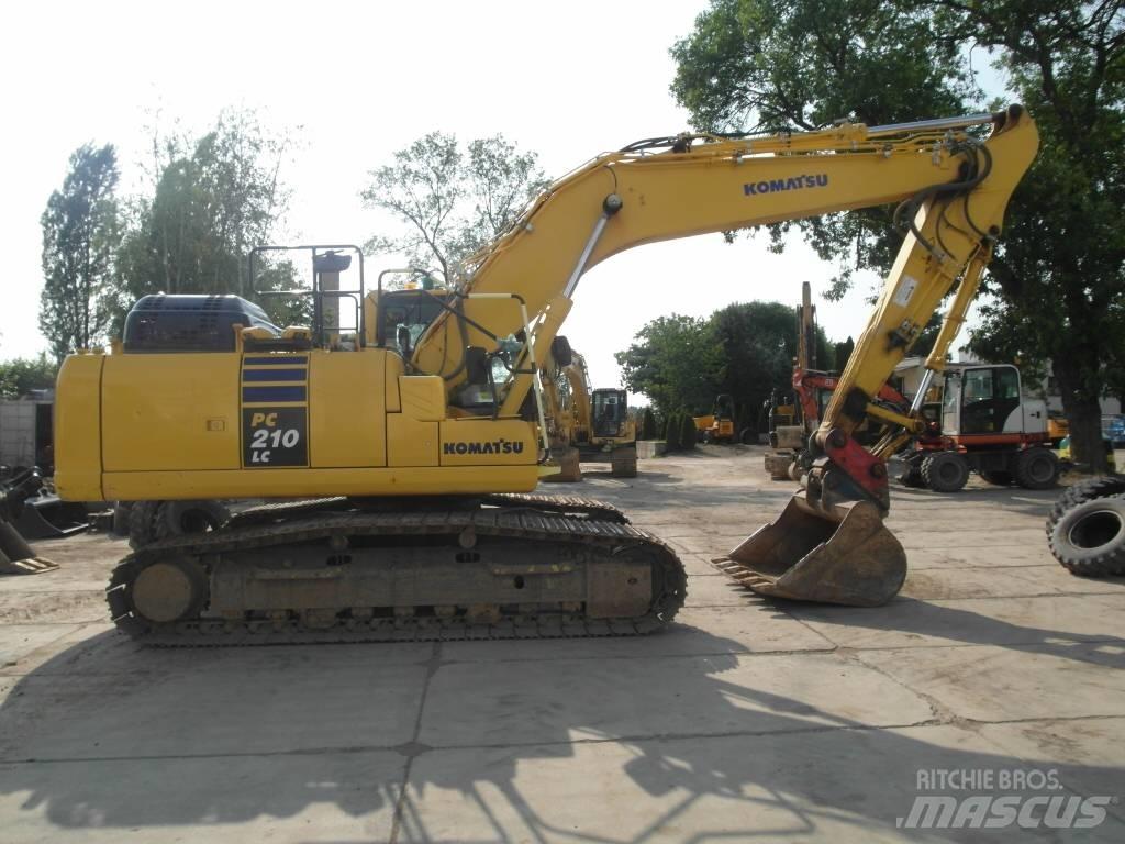 Komatsu PC 210 LC-11 Paletli ekskavatörler