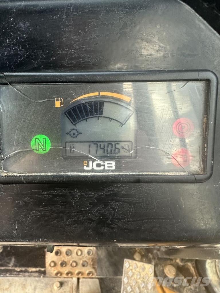 JCB 6 ST Belden kirma kamyonlar