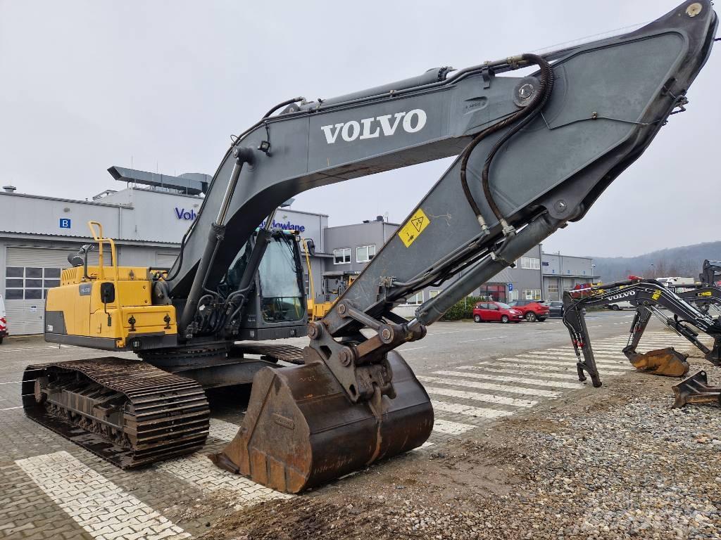 Volvo EC 300 D L Paletli ekskavatörler