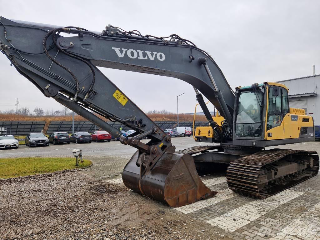 Volvo EC 300 D L Paletli ekskavatörler