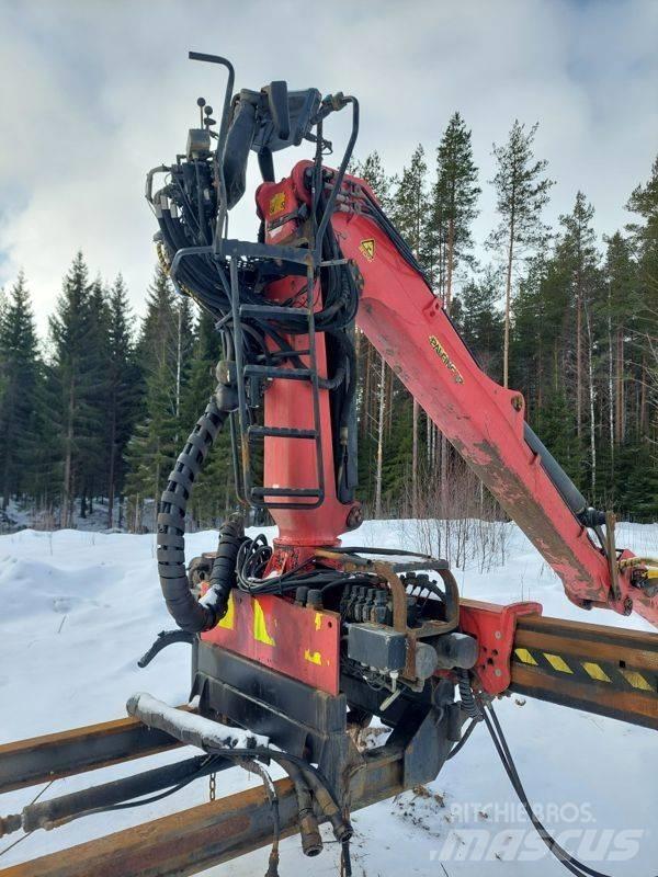 Epsilon Q150L97 Tomruk vinçleri