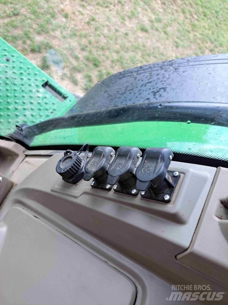 John Deere 8R410 Traktörler