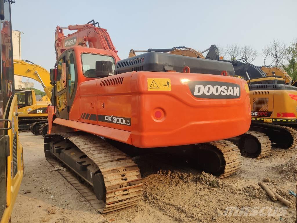 Doosan dx300 Paletli ekskavatörler