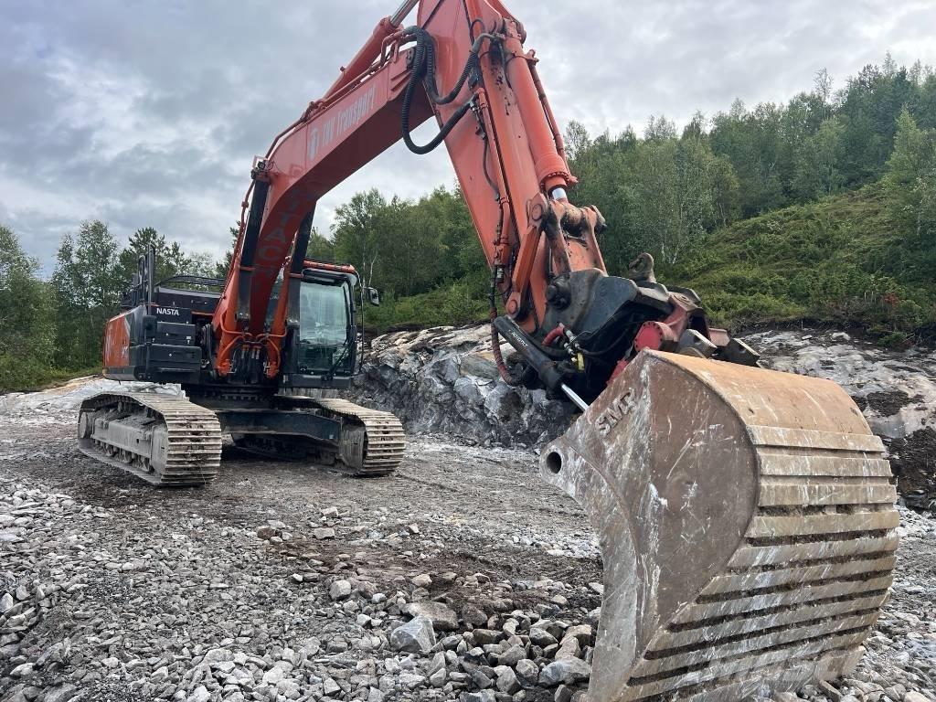 Hitachi ZX 300 LC-7 Paletli ekskavatörler