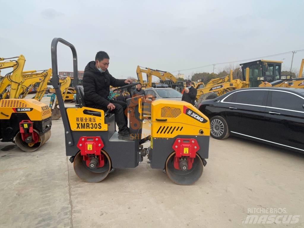 XCMG XMR 30S Çift tamburlu silindirler