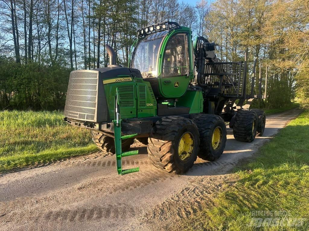 John Deere 1210 E Tomruk yükleyici traktörler