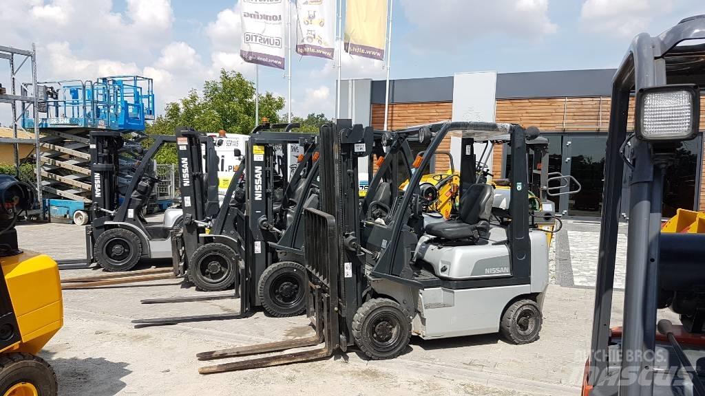 Nissan U1D2A25LQ LPG'li forkliftler