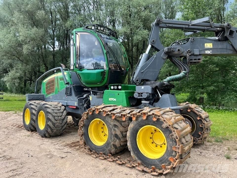 John Deere 1170 G Tomruk yükleyici traktörler