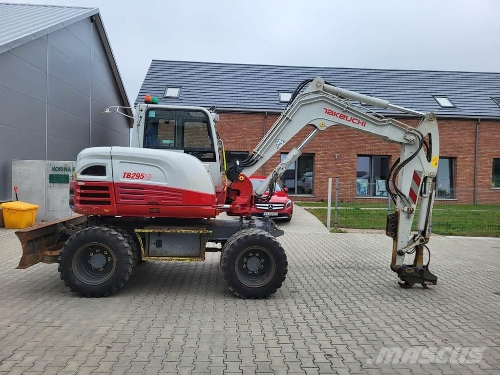 Takeuchi TB295W Midi ekskavatörler 7 - 12 t