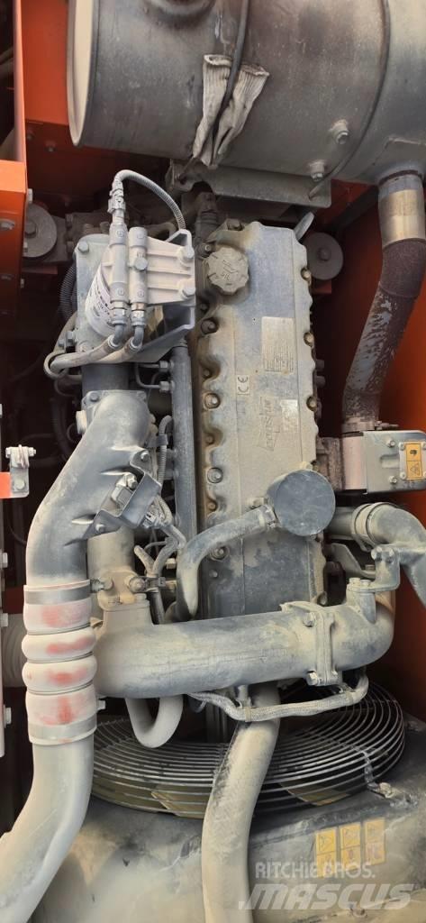 Doosan DX 210 W Lastik tekerli ekskavatörler