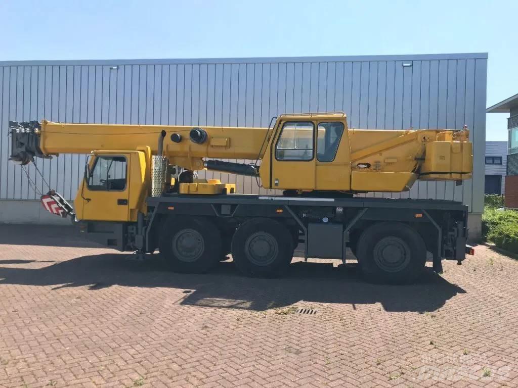 Grove GMK 3050 Yol-Arazi Tipi Vinçler (AT)