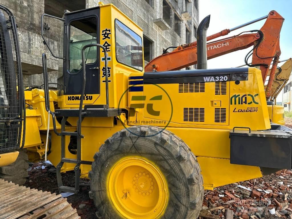 Komatsu WA 320 Tekerlekli yükleyiciler
