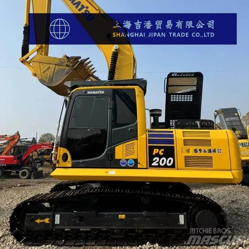 Komatsu PC 200 Paletli ekskavatörler
