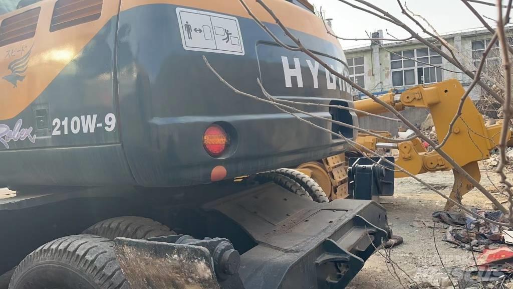 Hyundai DH210W-9 Lastik tekerli ekskavatörler