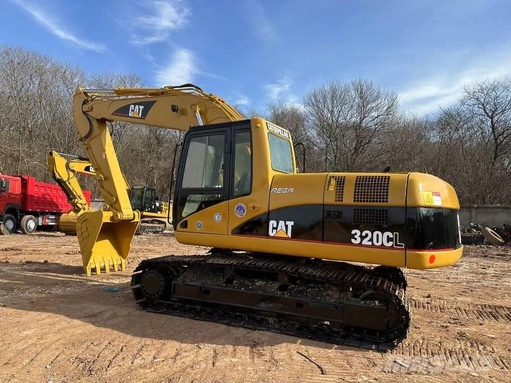 CAT 320 C L Paletli ekskavatörler