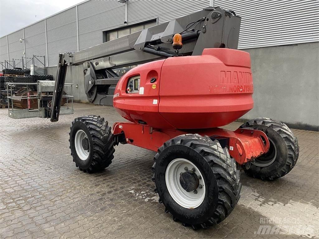 Manitou 200ATJ RC Körüklü personel platformları