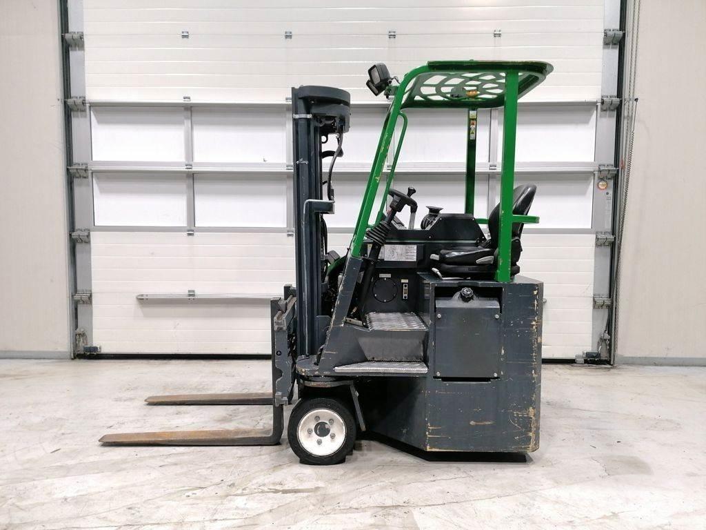 Combilift CB2500 Sideloader - dört yönlü forkliftler