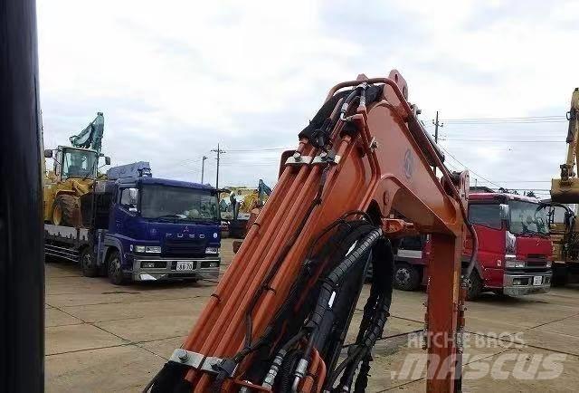 Hitachi 30 Mini ekskavatörler, 7 tona dek