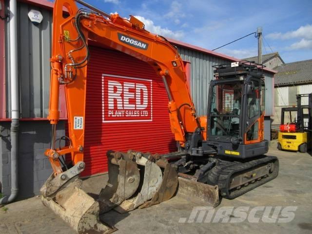Doosan DX 85 R-3 Midi ekskavatörler 7 - 12 t