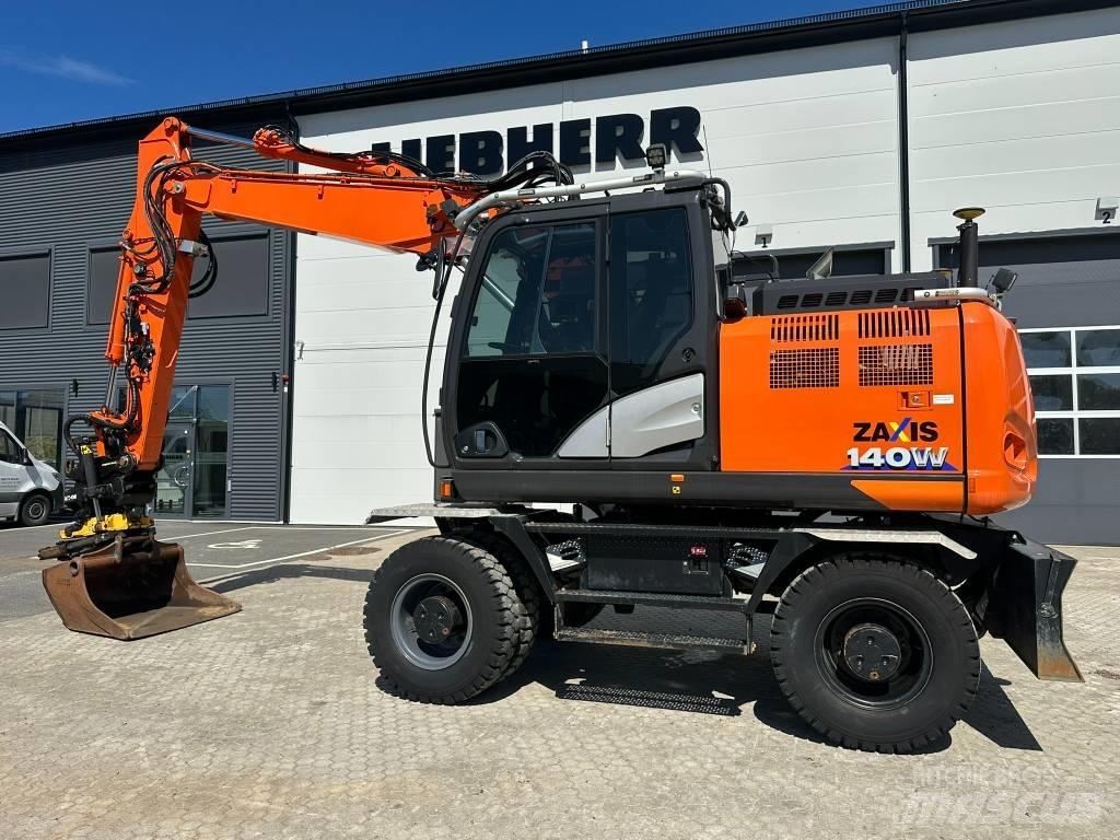 Hitachi ZX 140 W-6 Lastik tekerli ekskavatörler