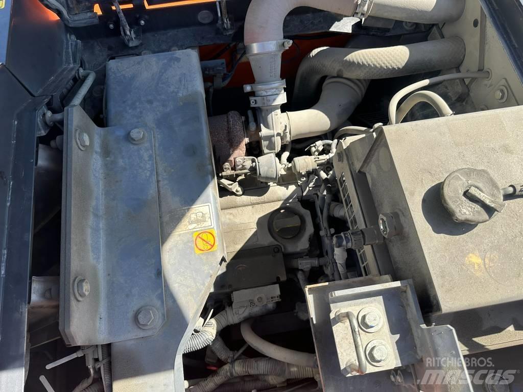 Hitachi ZX 140 W-6 Lastik tekerli ekskavatörler