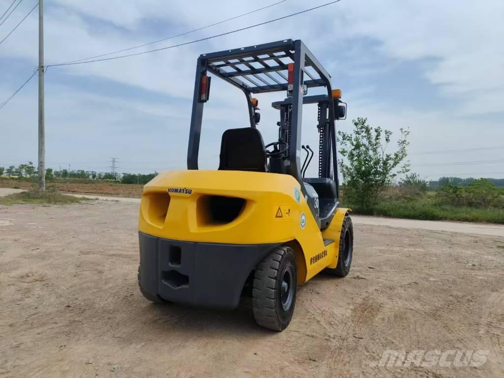 Komatsu 30 Dizel forkliftler
